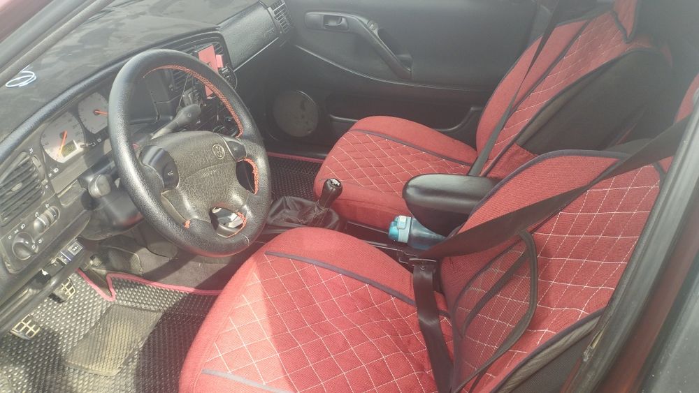 Продам Срочно Фольсваген пассат Б4