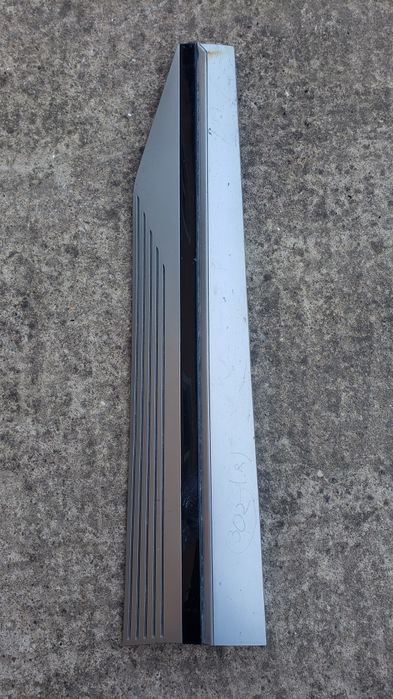 Лайсни за дясна врата Hyundai ioniq 5, 2021-25g.