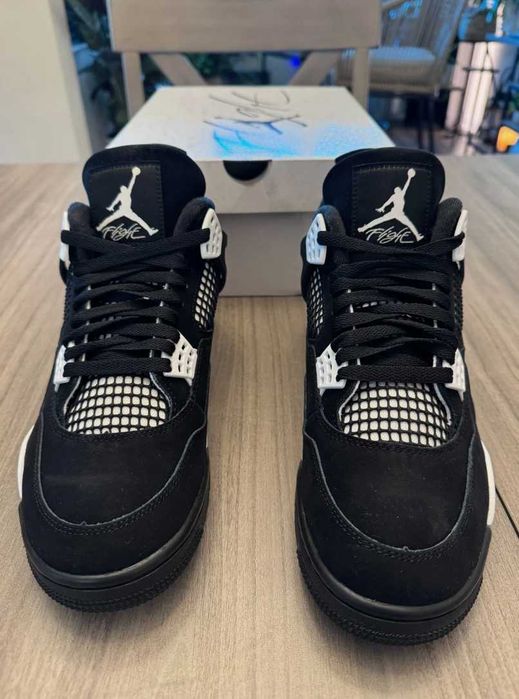 *PREMIUM* Air Jordan 4 White Thunder - verificare colet