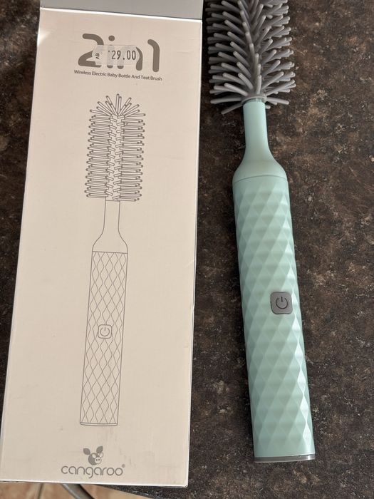 Cangaroo  въртяща четка за почистване на  бебешки шишета