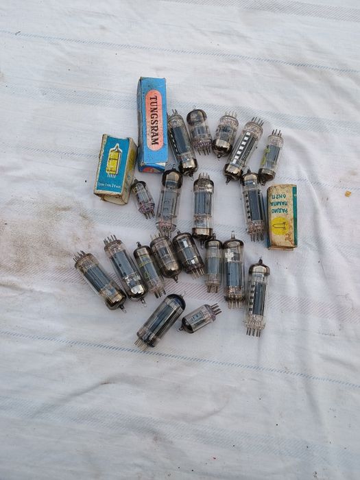 Различни неща . стари