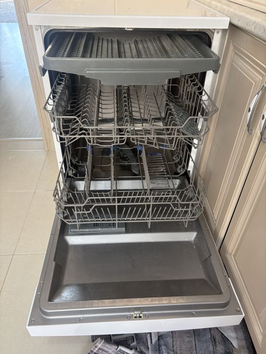 Посудомочная машина