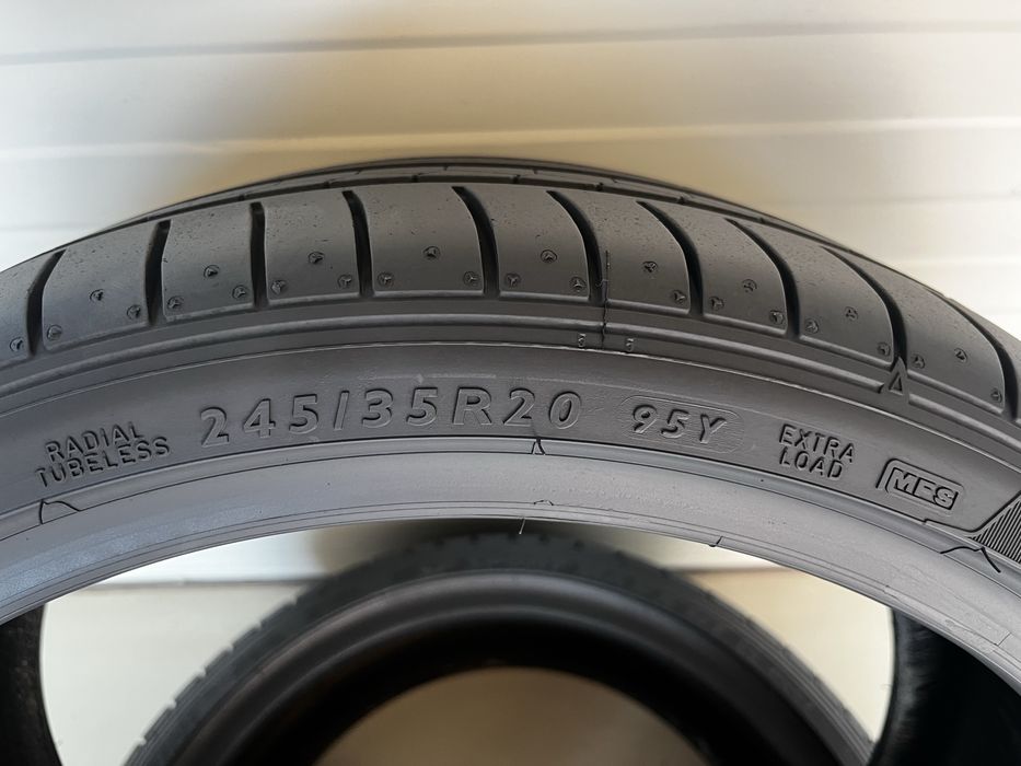 2бр летни гуми 245/35/20/Dunlop sp sport maxx GT/*/DSST/RSC/Run flat/
