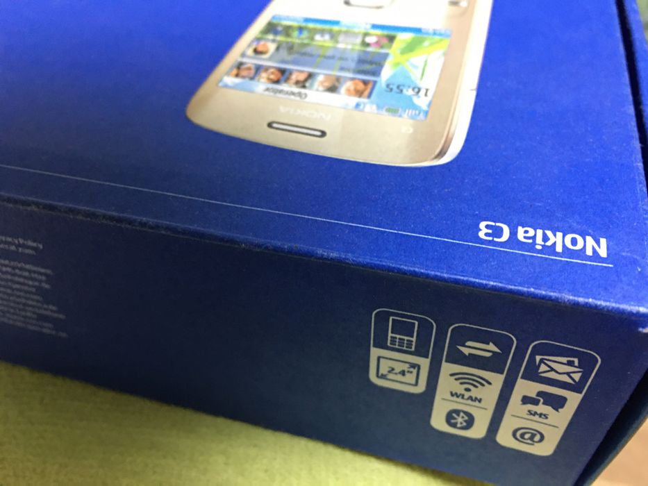 Телефон Nokia C3-00