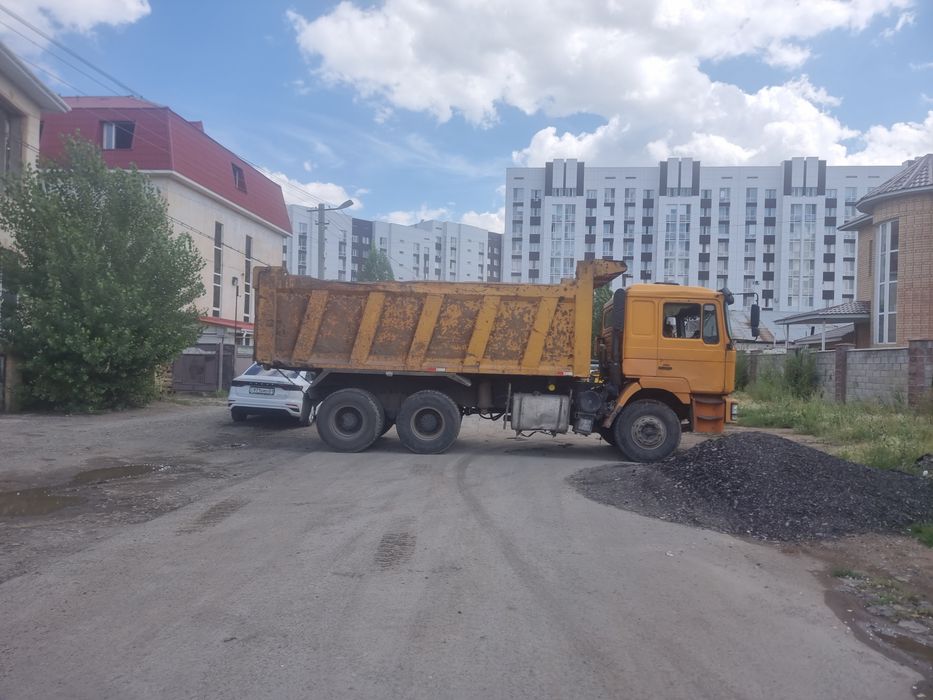 Вывоз снега, строй мусора, грунта.