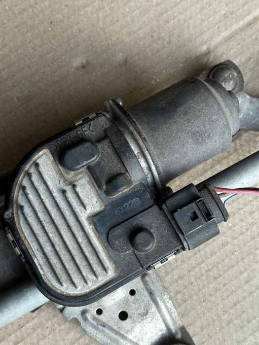 ansamblu stergator motoras vw passat b6 3c 3c1955023e a9738881