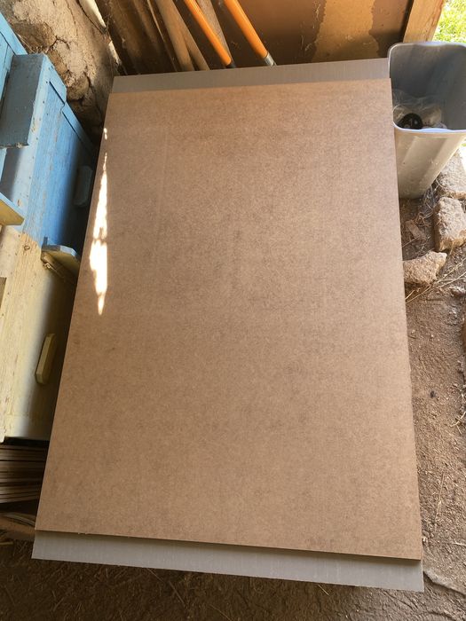 Продавам MDF дървени плоскости с дебелина 8мм