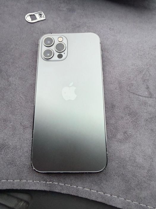 iphone 12 про в хорошем состоянии