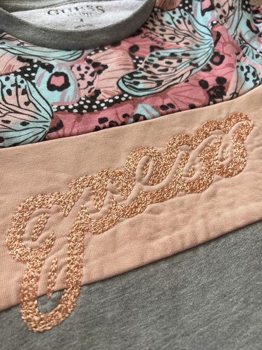 Детска рокля Guess 116см