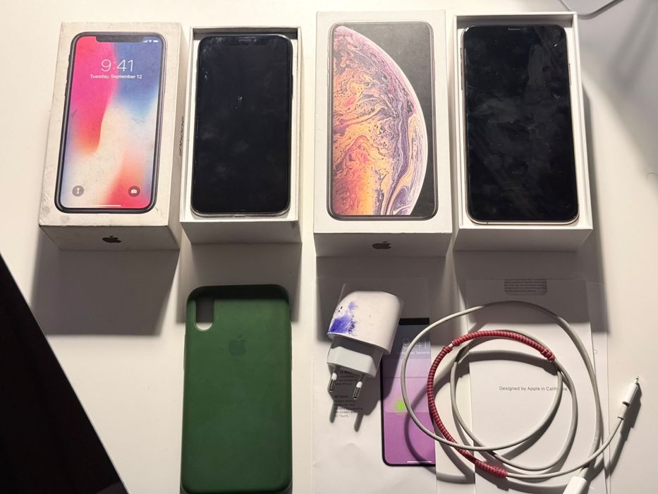 iPhone X ; iPhone Xs Max