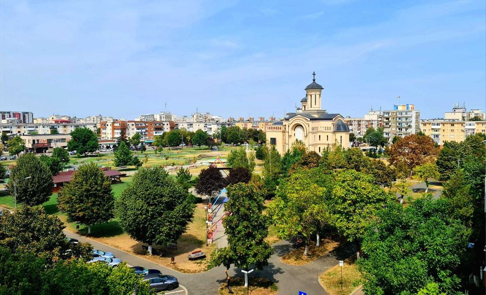 Bermo Orizont (23 August) schimb