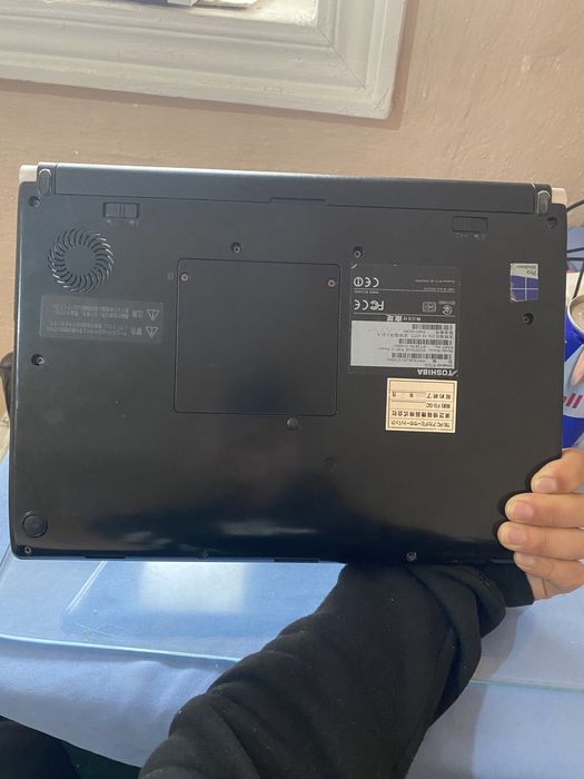 Noutbook Toshiba R-30 C ideal xolatda