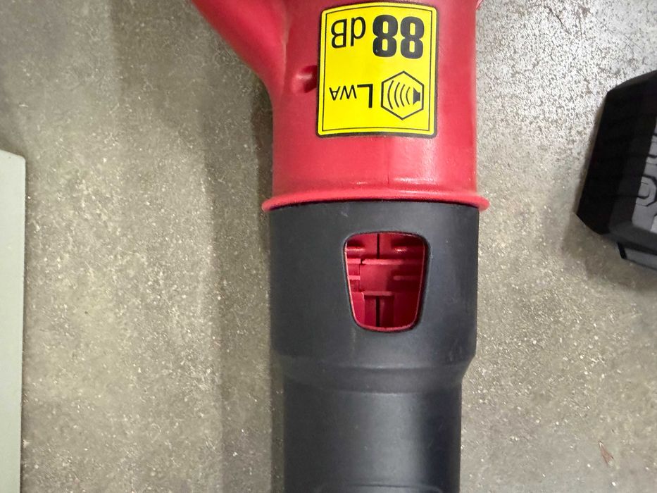 R20 Уред за обдухване 180km/h 5m3/min 1x2Ah RDP-YBL20