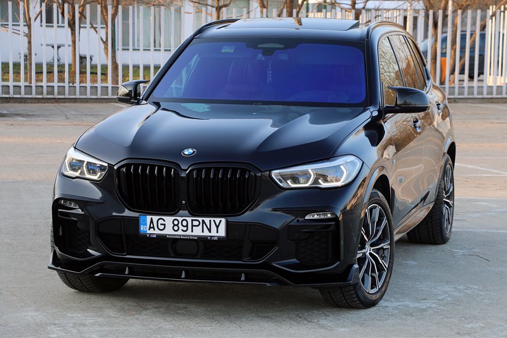 Vand / Schimb BMW X5 G05 4.0i / 169.000 Km / 7 locuri / Sky Lounge / Soft Close / Full