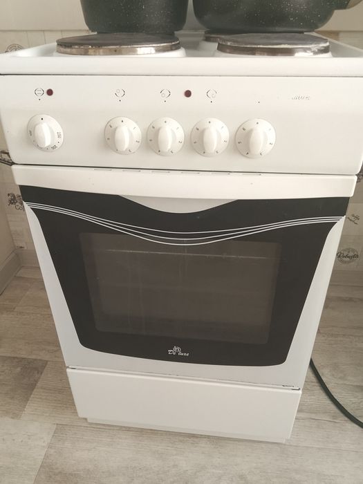 Продам электроплиту бу