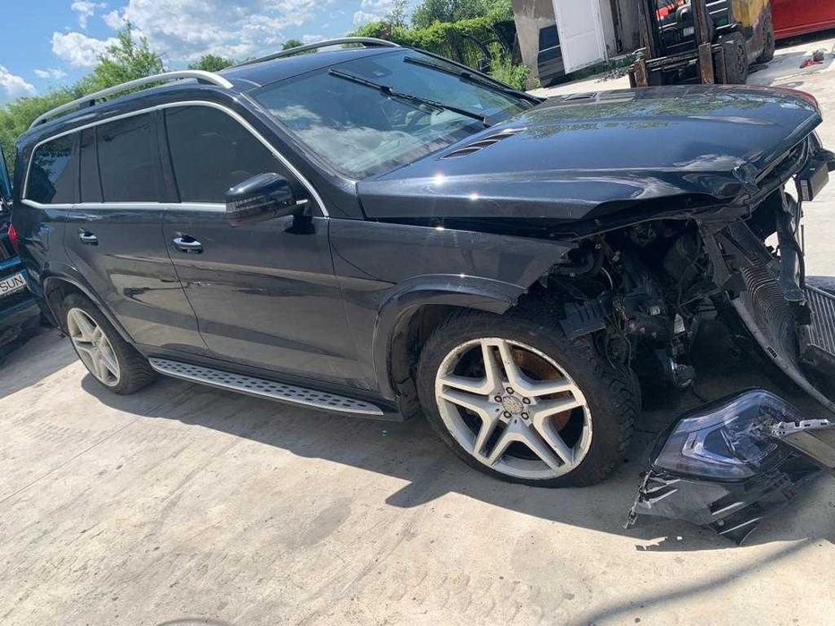 Dezmembrez mercedes GL x166 gl 350 cdi euro 6/GL 350/gl 400/
