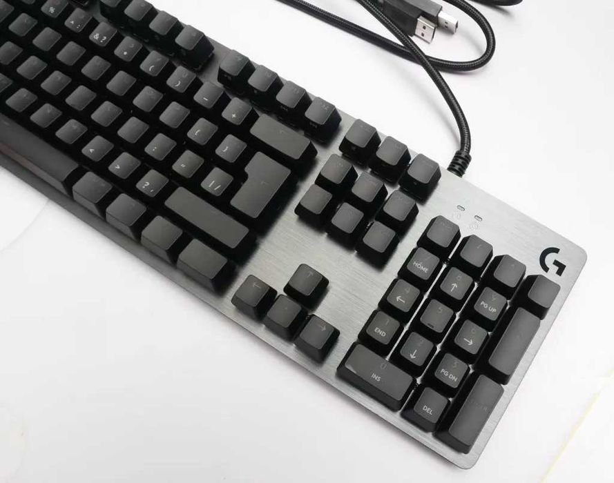 Игровая механическая клавиатура Logitech G512 б/у в хорошем состоянии