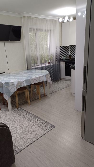 Продам 3 комнатную квартиру