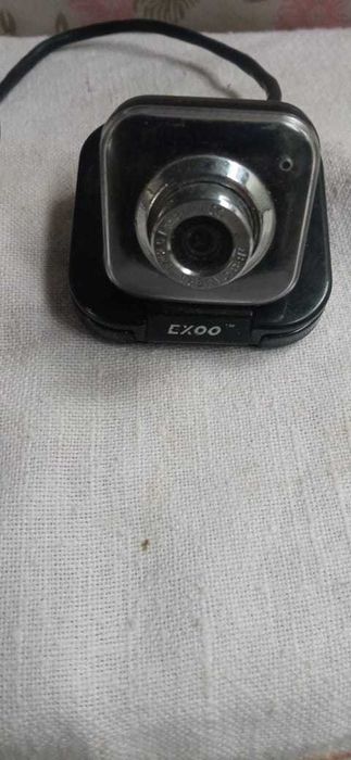 Веб-камера с микрофоном.