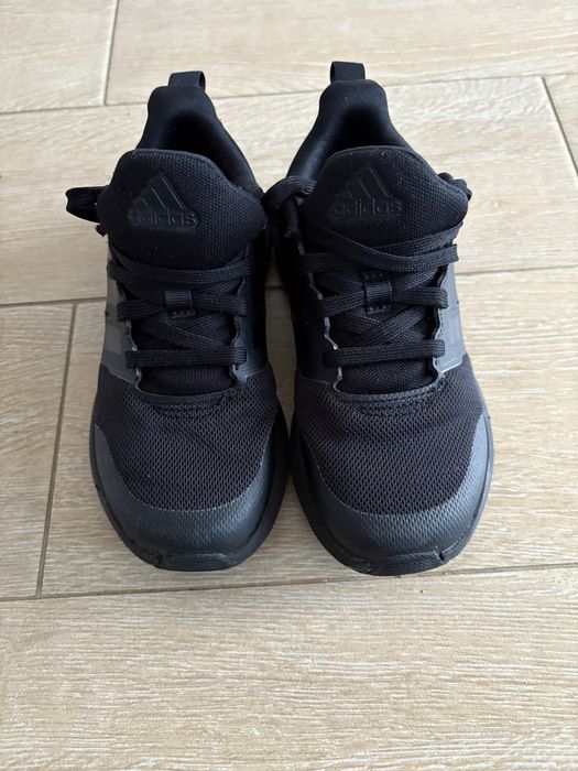 Incaltaminte Adidas marime 31