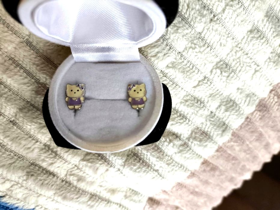 серьги Hello Kitty