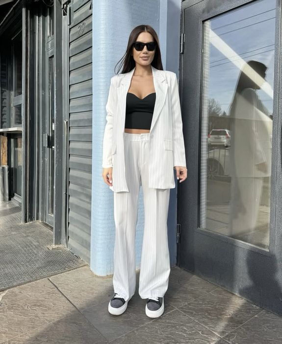 Костюм от две части сако и панталон