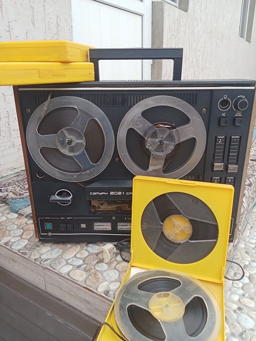 Продам катушечный магнитофон