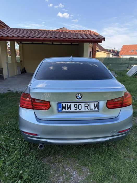 Bmw f30 320D.