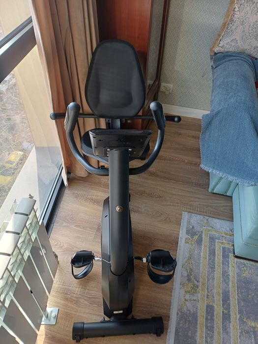 Продам вело-тренажер со спинкой