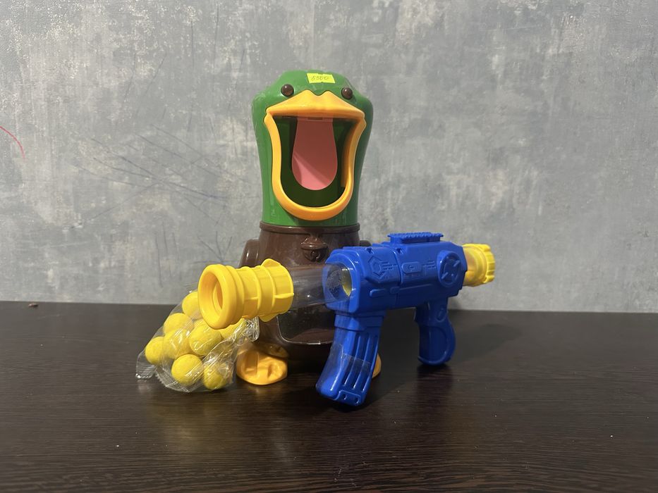 Забавная игрушка