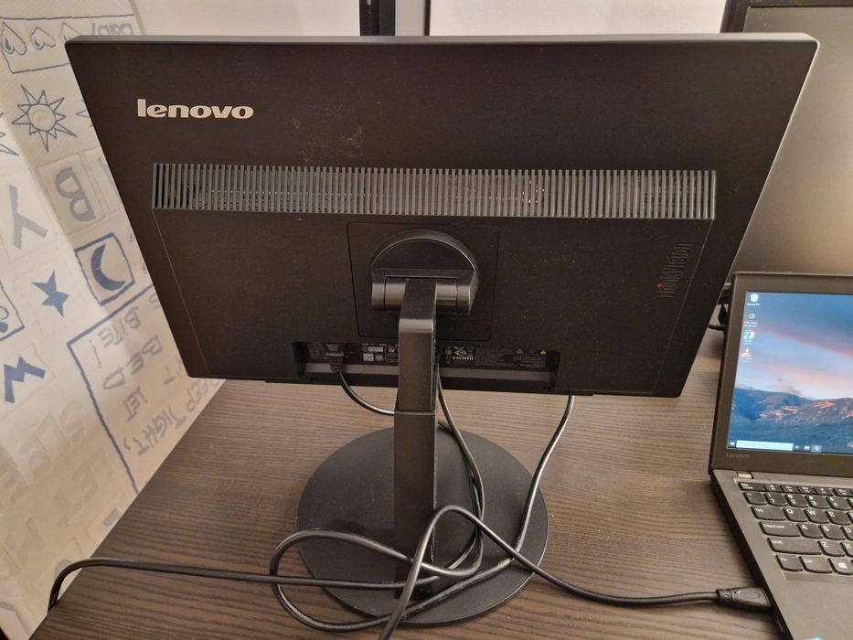 Monitor Lenovo ThinkVision T2254