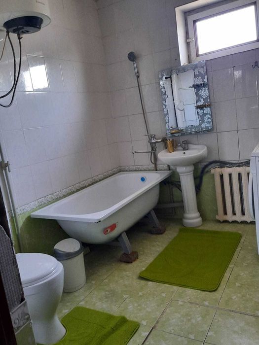 Самал районында  2 бөлмелі пәтер сатылады