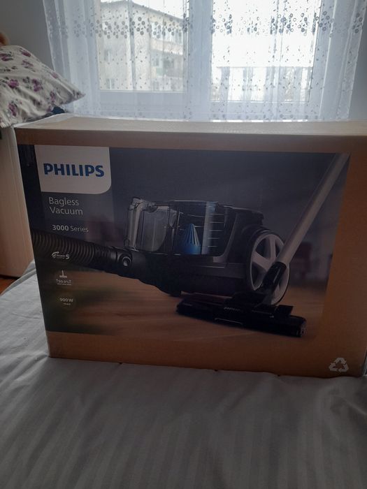 Vând aspirator Philips  nou