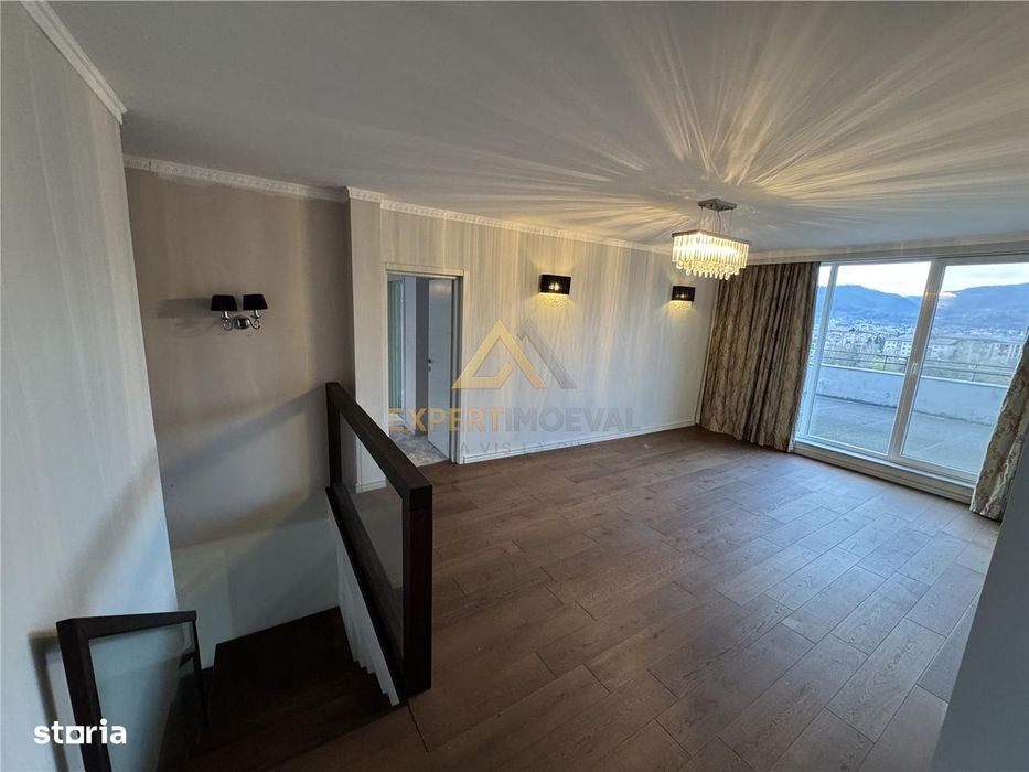 Penthouse De Vanzare  Langa Hotel Europa