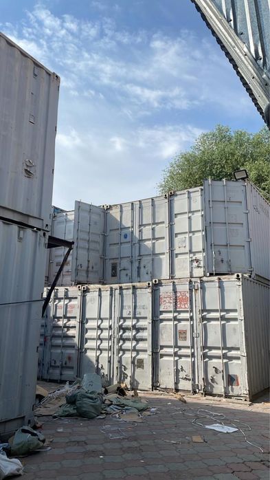 Сдам в аренду морские контейнеры (40-футовые) под склад.
