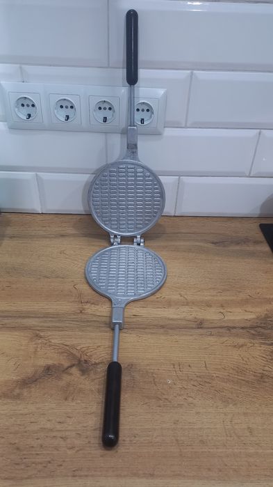 СССР.вафельница для вафельных трубочек