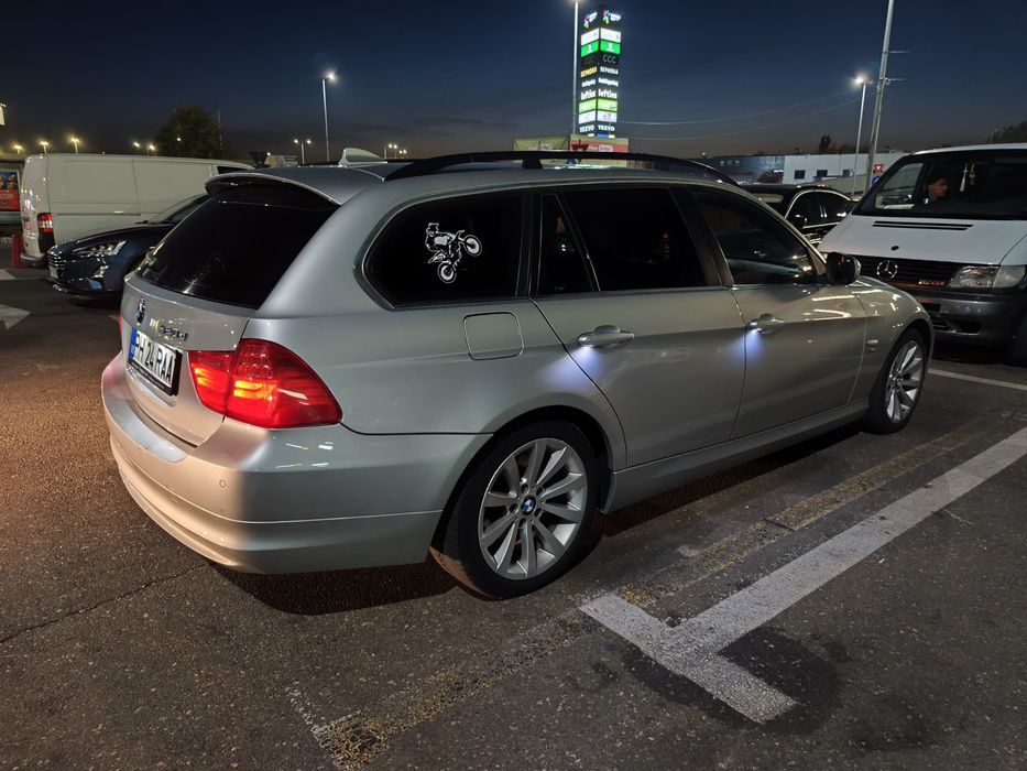 BMW Seria 3 2009 — imagine 2