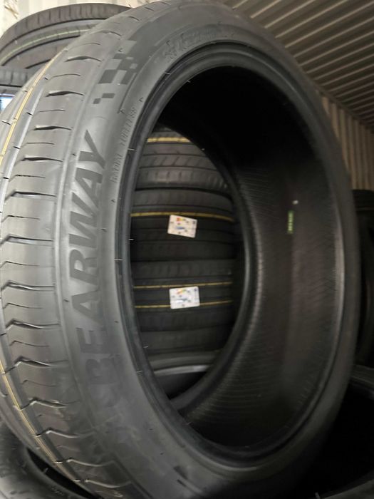 Нови Летни Гуми BEARWAY BW688 285/40R23 111W XL БОРД 2854023