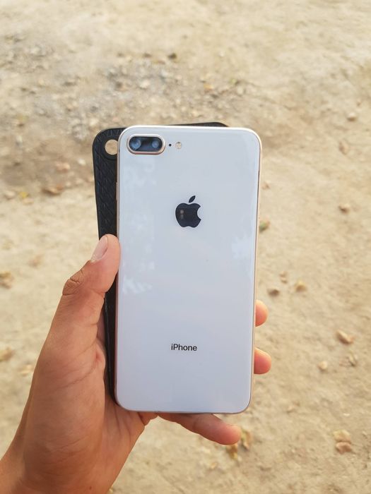 iPhone 8+ kfolatlangan