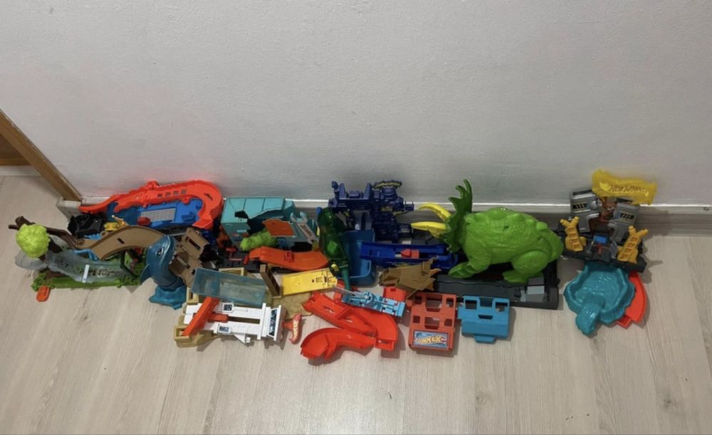 Lot mare hot wheels