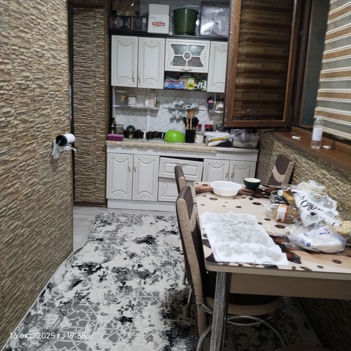 аренда 2 ком квартира в 4 мкр 3 этаж