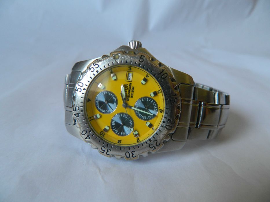 Ceas barbatesc LOTUS , cadran galben , multifunction
