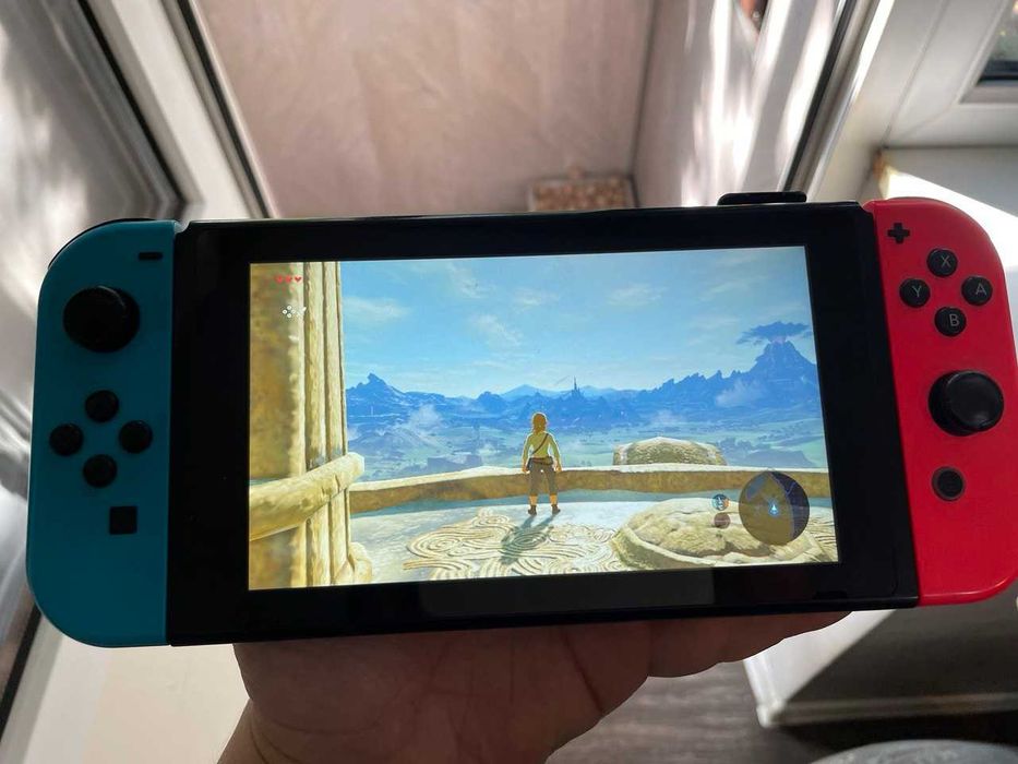Nintendo Switch (Оригинал) + Zelda: BotW