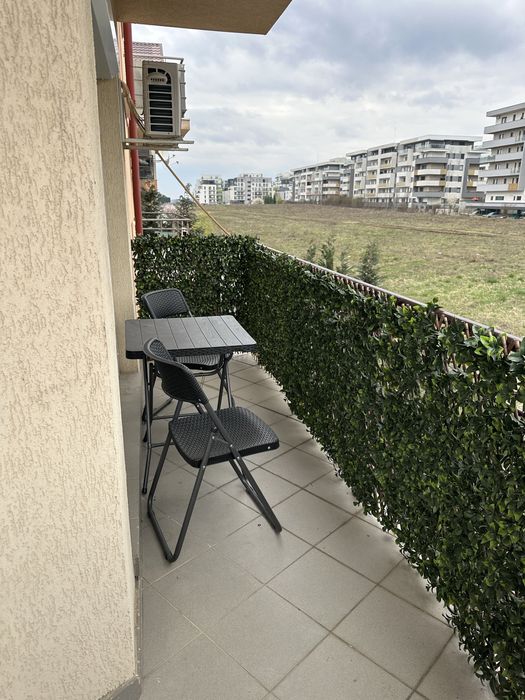 Apartament 2 camere + parcare spre inchiriere