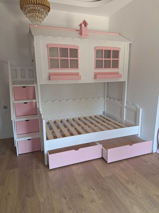 TRANSPORT GRATUIT.Pat tip casuta din lemn masiv. Cod 2813