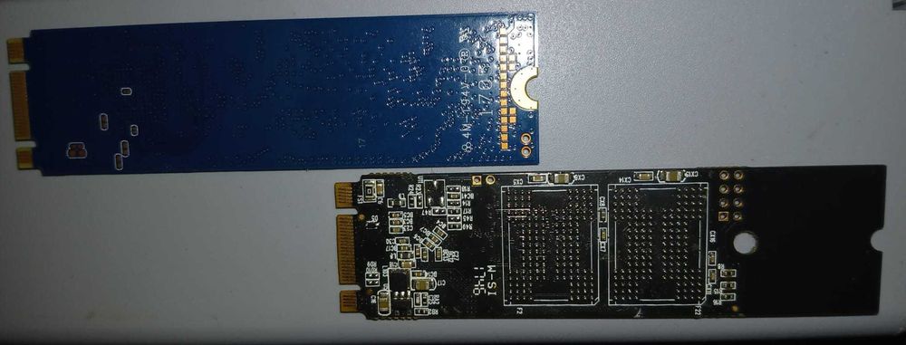 SSD 128GB  SATA 3  M.2  Interfață: SATA III 6Gb/s