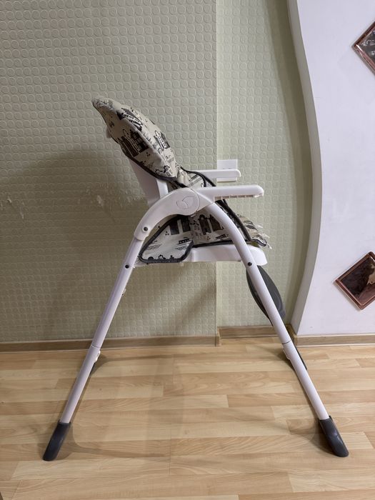 Стульчик для кормления Joie
