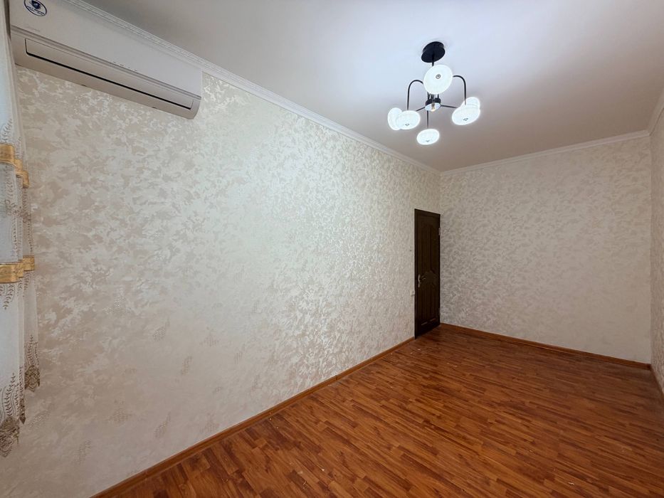 Срочно продается 2/3/4 на Юнусабад 15об плошадь 50м.кв