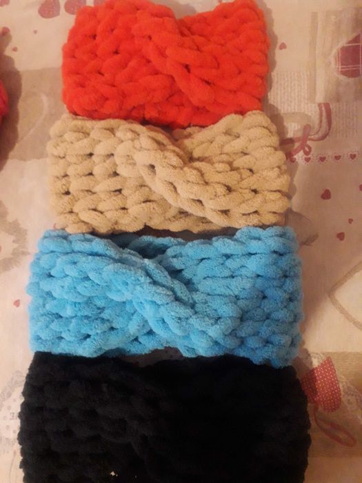 Шалчета,шапки,ленти за глава,скрънчита и бебешки одеялца