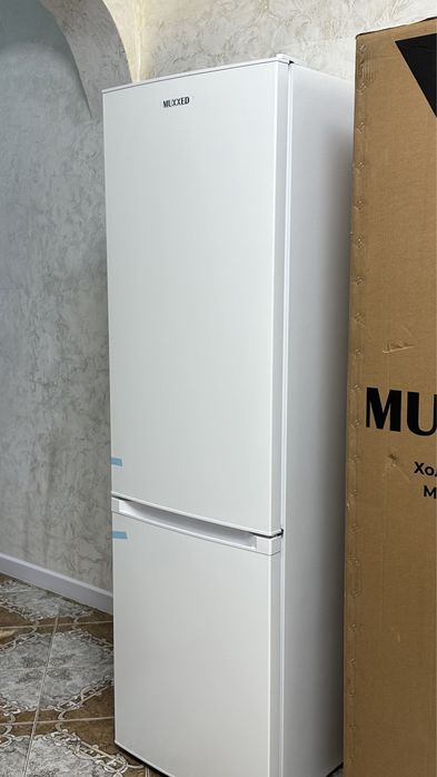 Продается новый холодильник